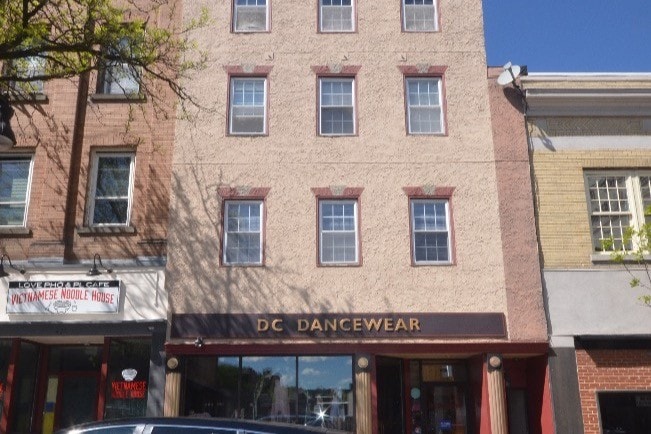 Primary Photo - 421 Northampton St