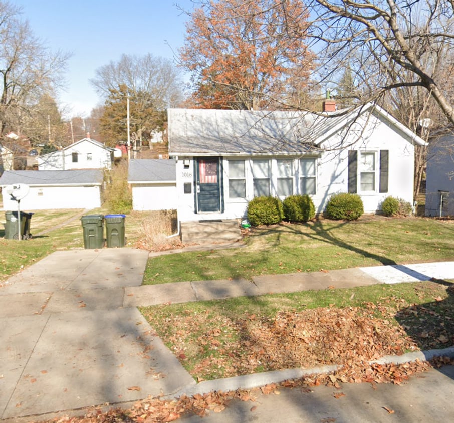 2 Bedroom/1.5 Bathroom in Iowa City - 2 Bedroom/1.5 Bathroom in Iowa City