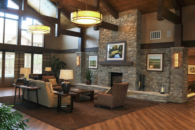 Resident Clubhouse - Redstone Ranch Apartments