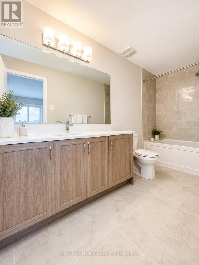 Building Photo - 827 Andesite Ter