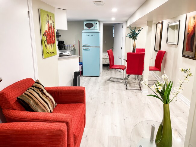 Photo du bâtiment - 25 Barnesdale Av S
