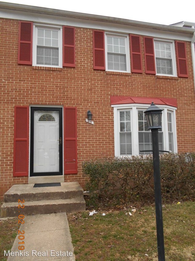 Primary Photo - 3 br, 1.5 bath House - 29 Marwood Ct.