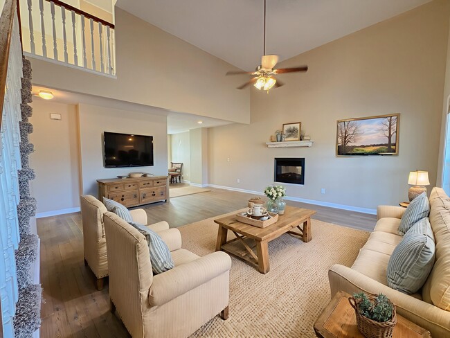 Building Photo - 8585 Clito Rd