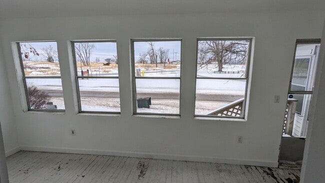 Building Photo - 1464 Beach St