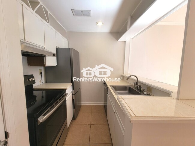 Building Photo - 1050 Piedmont Ave NE