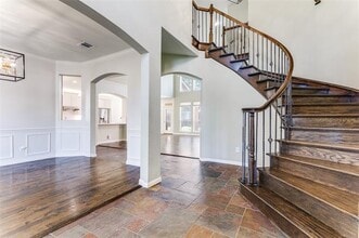 Building Photo - 217 Dunmore Ct