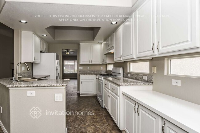 Foto del edificio - 10827 Rising Smoke Ct