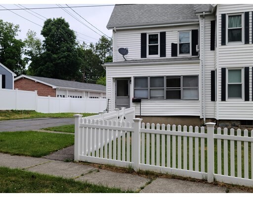 Building Photo - 187 Walpole St