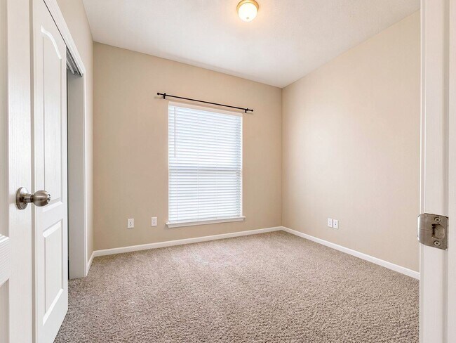 Foto del edificio - 2210 Hayes St