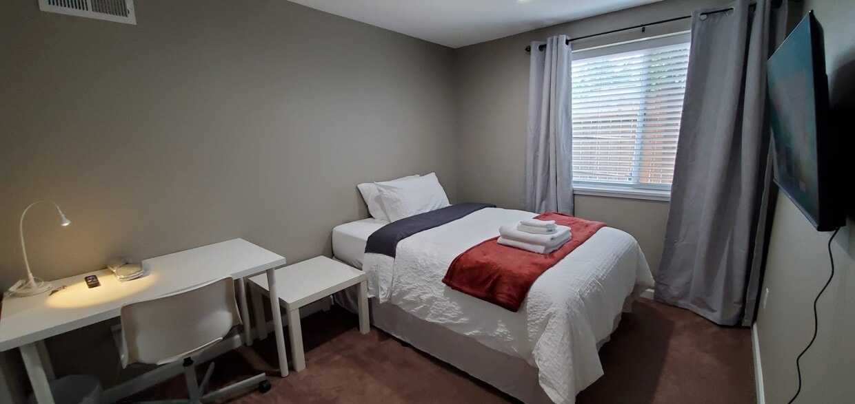 Photo - 1803 N 200th St (Shoreline, WA)