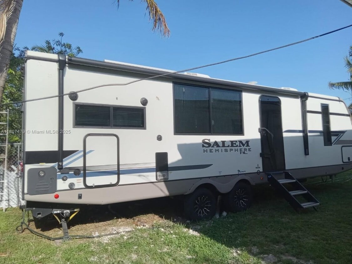 Photo - 1067 NW 105th St-M-M