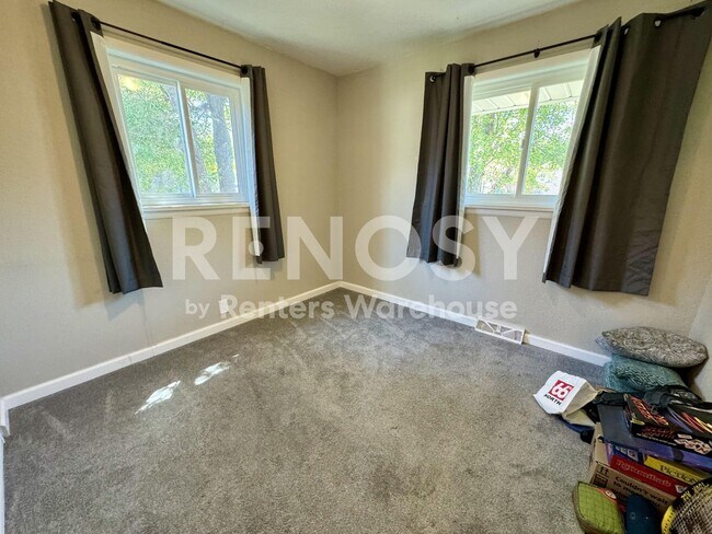Building Photo - Charming 3 Bed 1 Bath home in Lakewood.