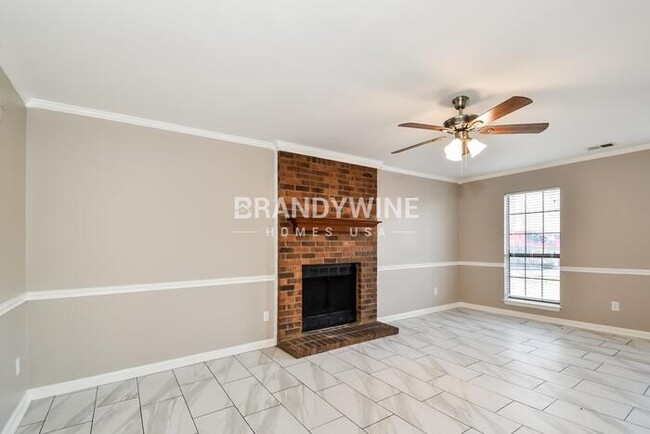 Building Photo - 7215 Grapevine Cove