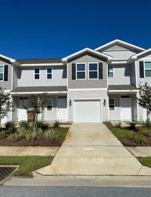Building Photo - 5852 Callaway Cir