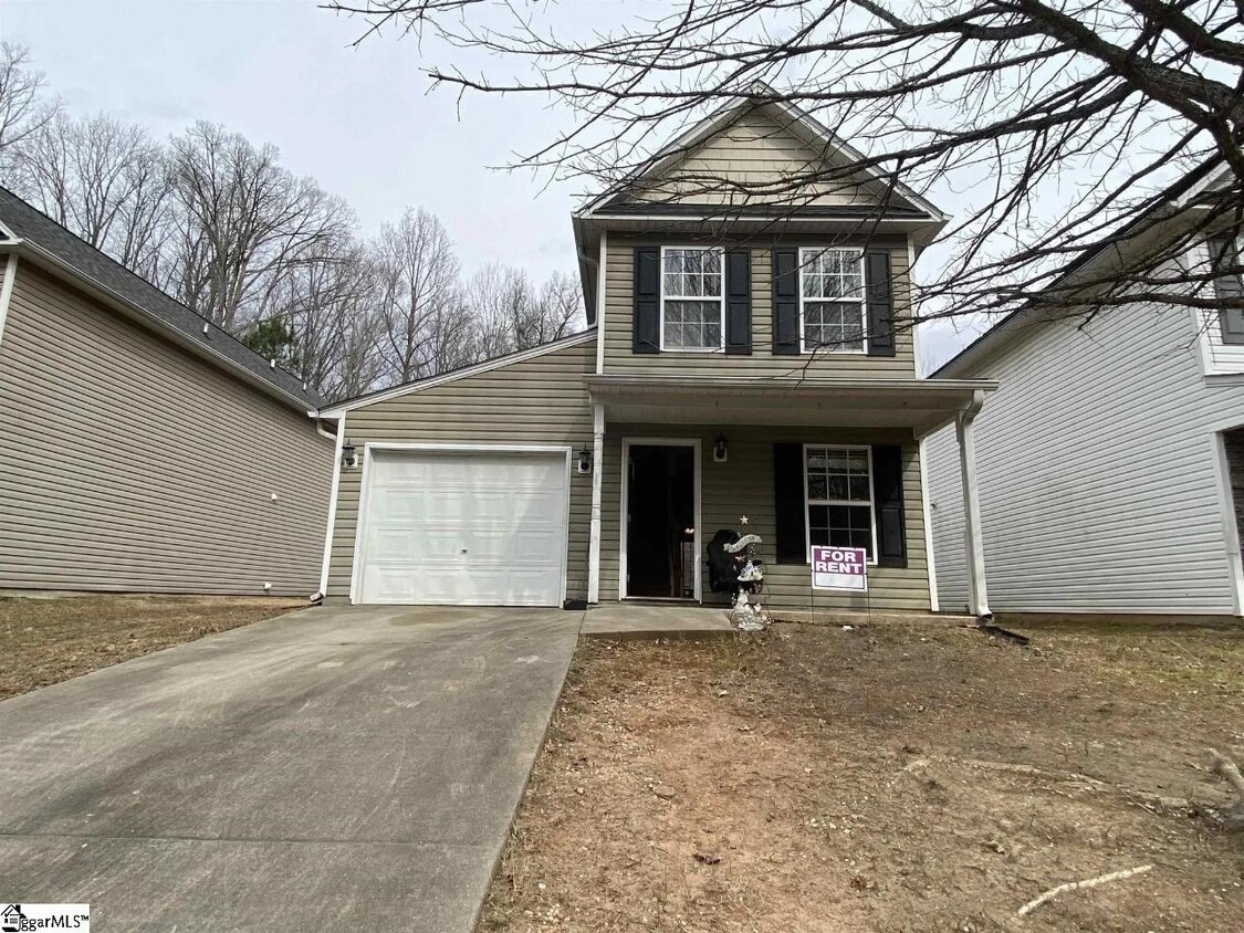 37 Birdsong Ln, Taylors, SC 29687 Condo for Rent in Taylors, SC