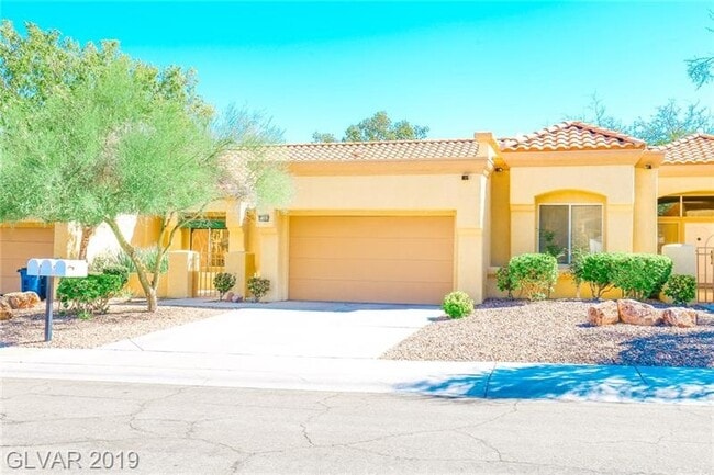 Building Photo - 2760 Desert Crystal Dr