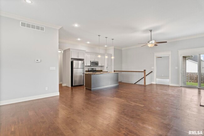 Foto del edificio - 4631 Thompson Rd