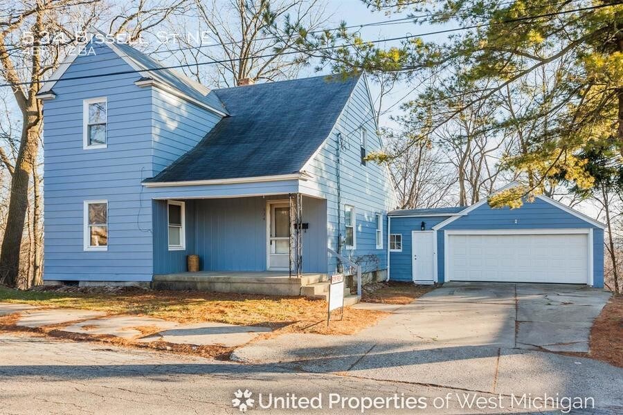 Foto principal - 534 Bissell St NE