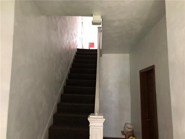 Foto del edificio - 1131 N Euclid Ave