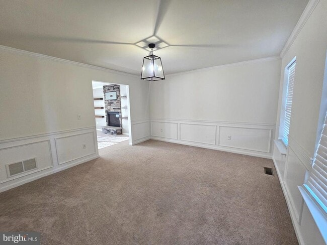 Building Photo - 269 S Marshview Terrace