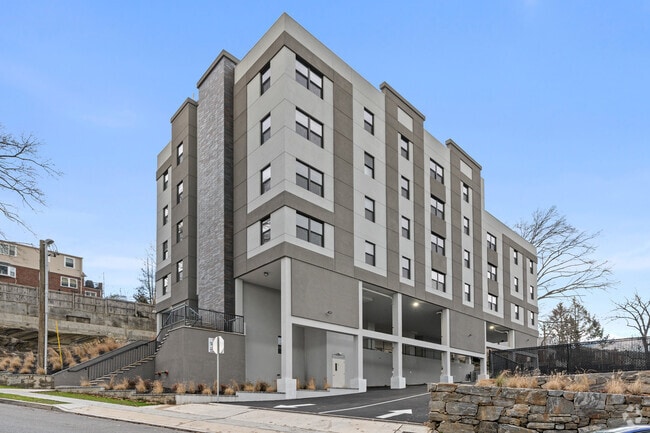 Building Photo - Wakefield Station Apartments