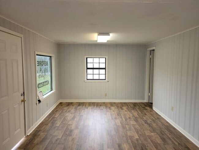 Building Photo - 293 Washington St