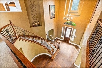 Building Photo - 4205 Lansbury Dr Building Photo - 4205 Lansbury Dr