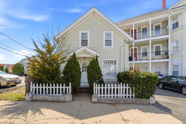 Pawtucket/Woodlawn Single Family Home - $2,695 - Pawtucket/Woodlawn Single Family Home - $2,695