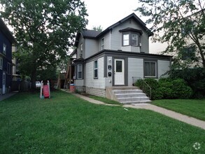 Building Photo - 2314 Portland Ave