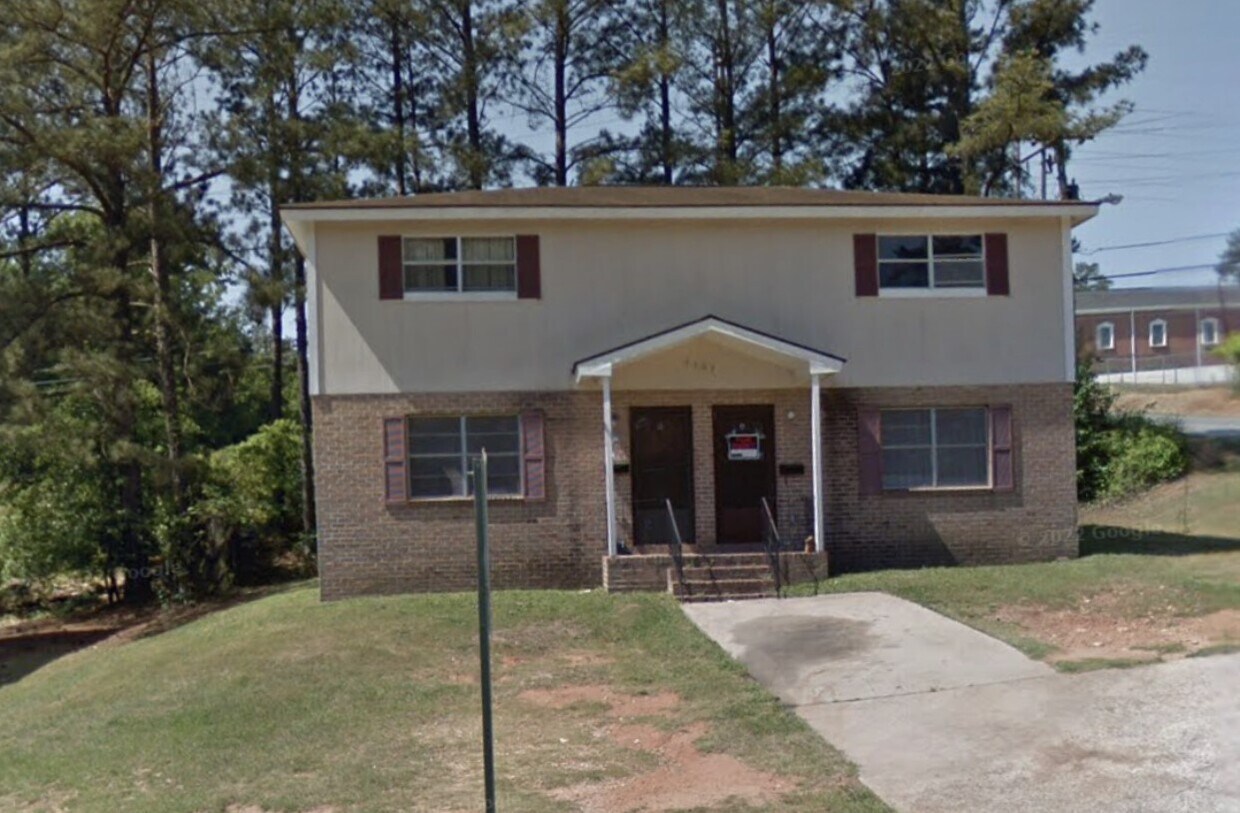 Foto principal - 2107 Meriwood Dr
