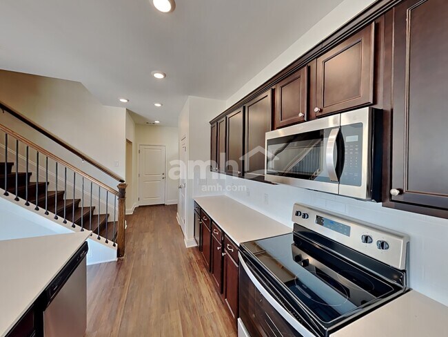 Foto del edificio - 2023 Williamshire Ln