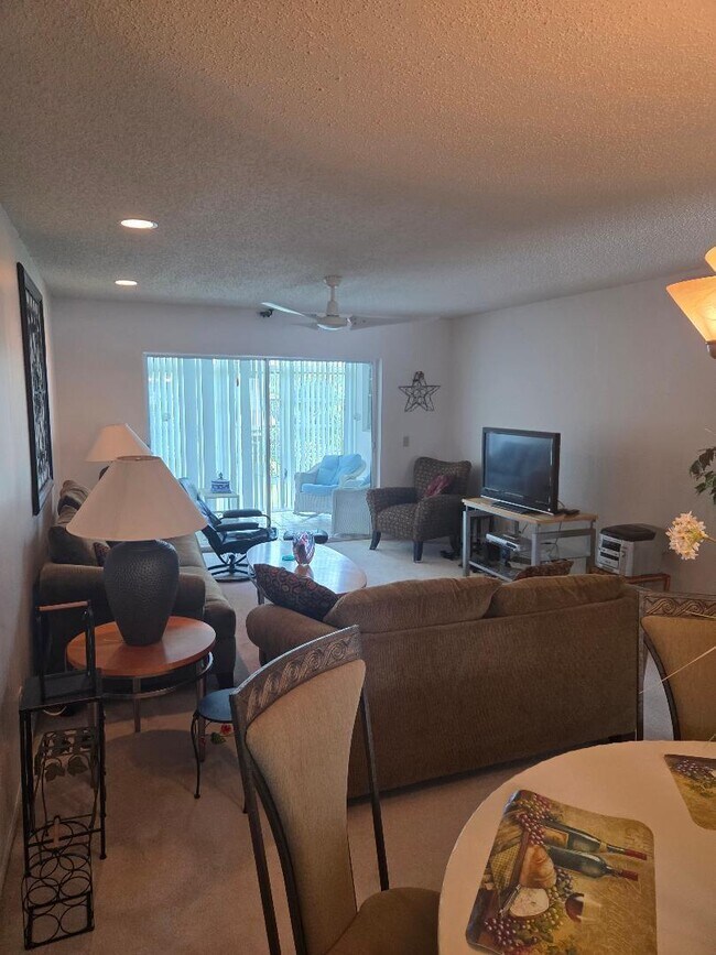 Foto del edificio - 2950 SE Ocean Blvd