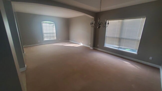 Building Photo - 6138 Wakulla Springs Rd