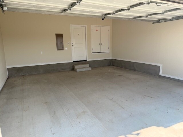 Building Photo - 510 War Admiral Dr