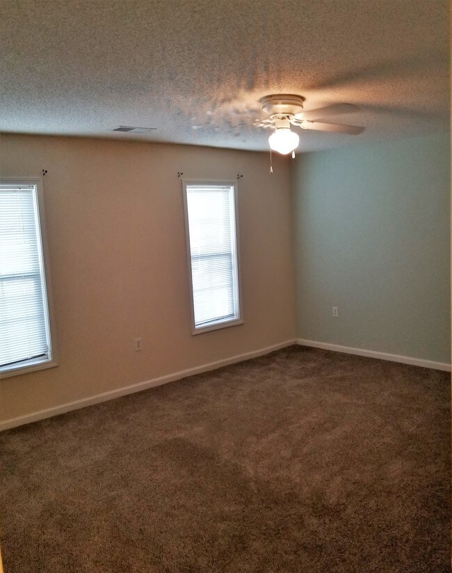 Master Bedroom - 11230 Centway Park Dr