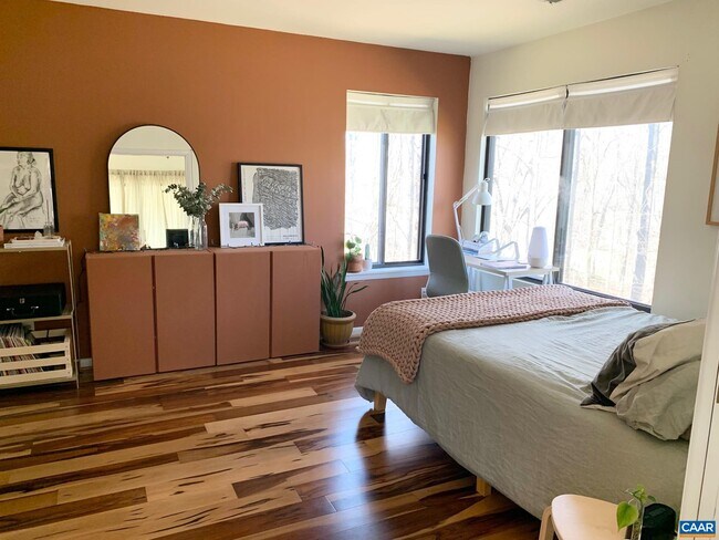 Foto del edificio - 1246 Chatham Ridge