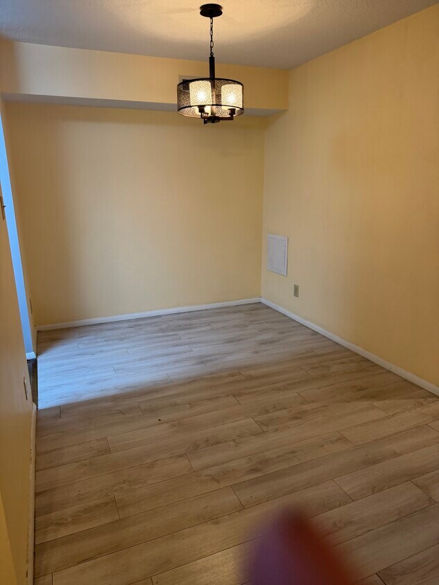 Foto principal - 3704 Chimney Ridge Pl