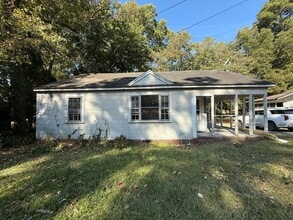 Building Photo - 1218 Camden Rd