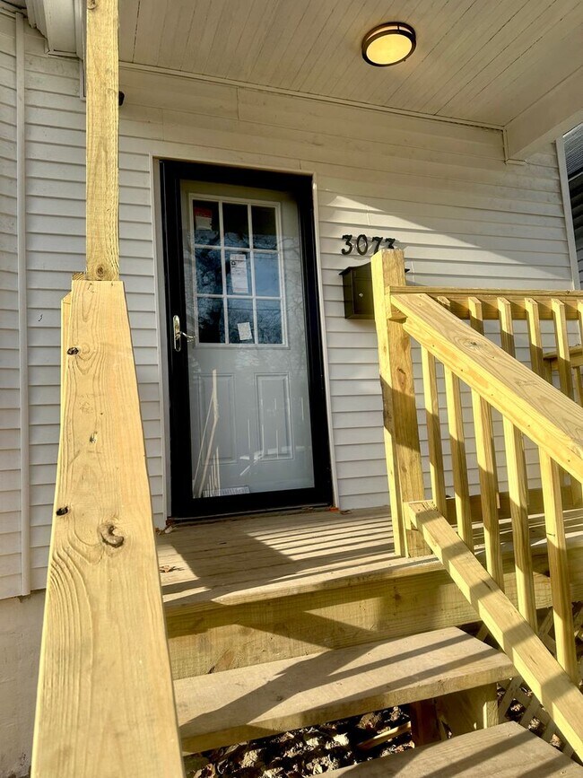 Foto del edificio - 3073 Maxwell St