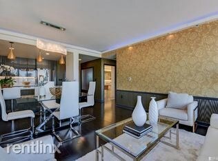 Building Photo - 1 br, 1 bath - 260 King St Unit 1613