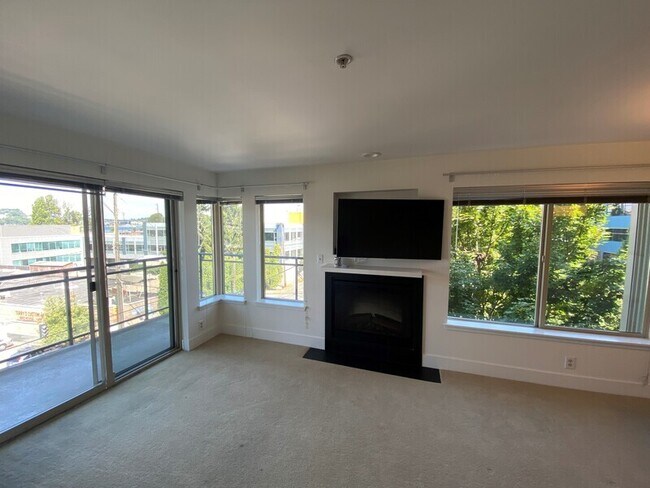 Foto del edificio - 1550 Eastlake Ave E