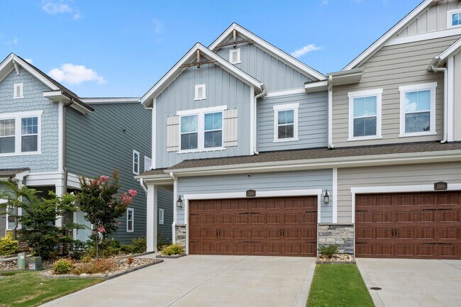 Foto del edificio - 2506 Lola Ave