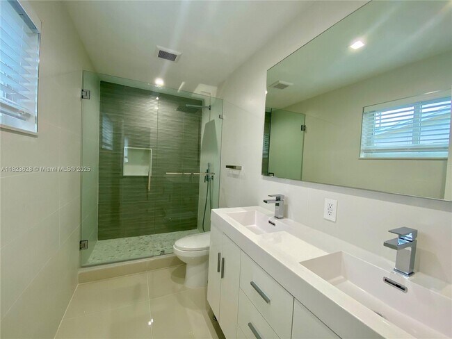 Foto del edificio - 1321 Garfield St