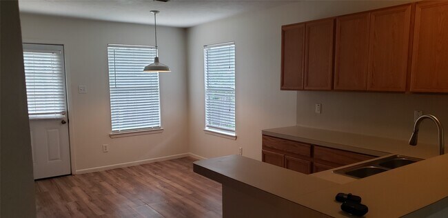 Building Photo - 18914 S Wimbledon Dr