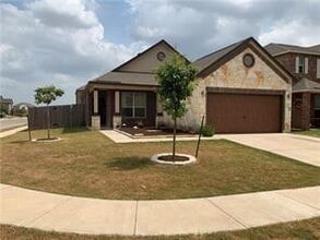Building Photo - 6617 Moores Ferry Dr