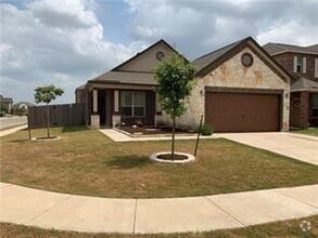 Building Photo - 6617 Moores Ferry Dr
