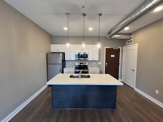 Foto del edificio - 625 S Goodman St