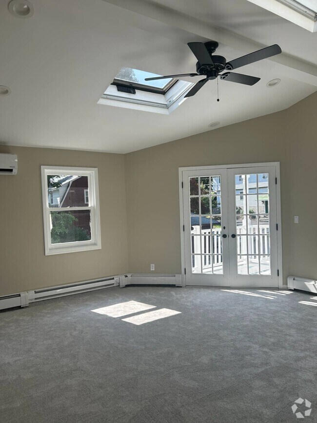 Apartments For Rent in Mount Kisco, NY with a Balcony 1 Rentals