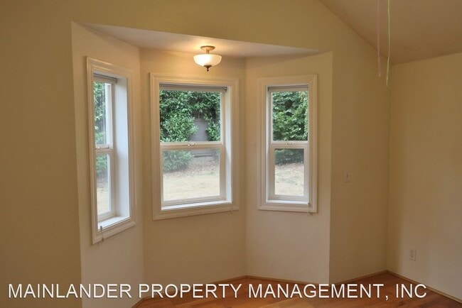 Building Photo - 2 br, 1 bath House - 1217 SW CHELTENHAM ST