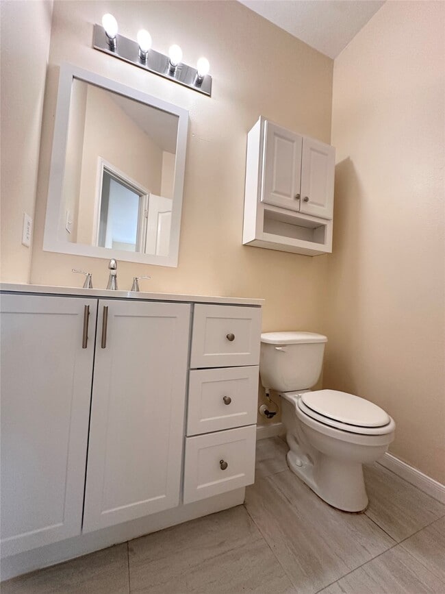 Building Photo - 17310 Brookhollow Mist Ct